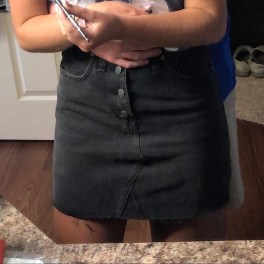 Black Denim Madewell Skirt - Picture 4 of 6